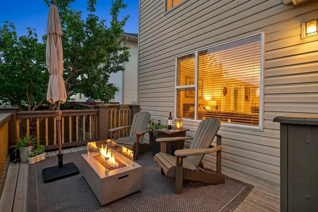 18320 Chaparral Street SE Calgary AB T2X3K9