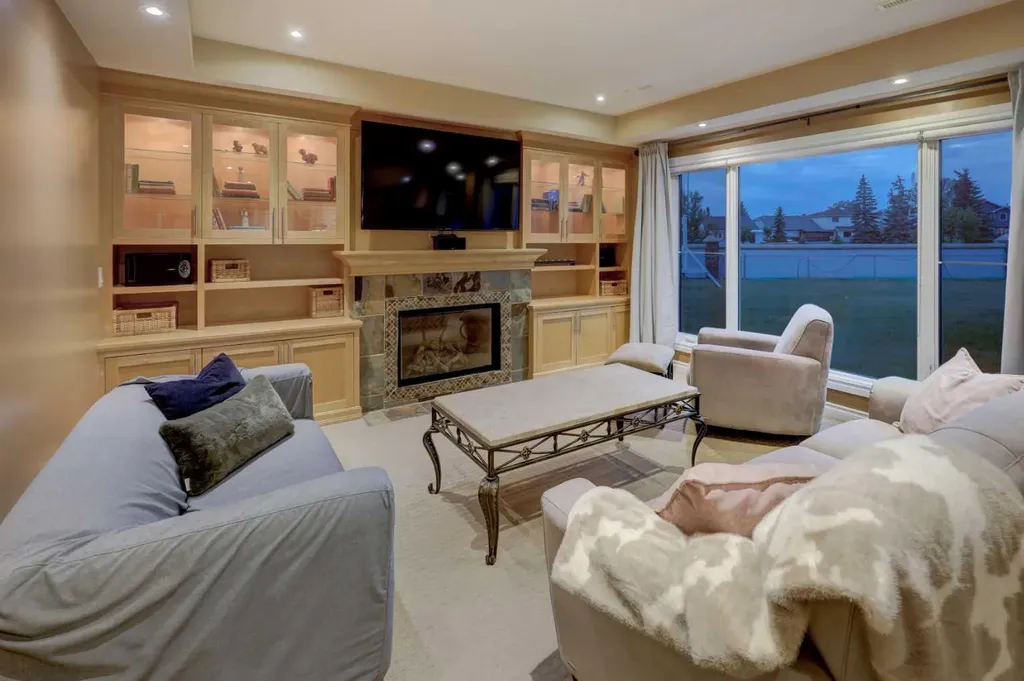 40 Arbour Estates Green NW Calgary AB T3G4E7