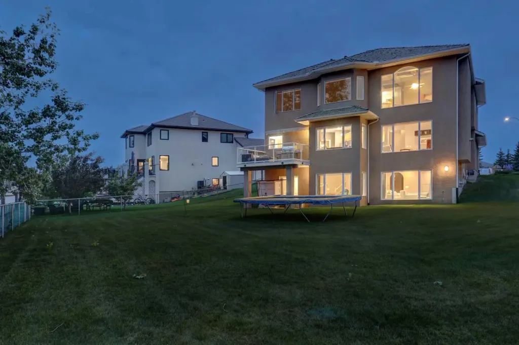 40 Arbour Estates Green NW Calgary AB T3G4E7
