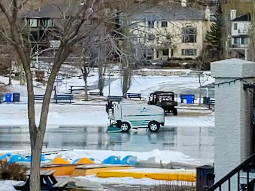 40 Arbour Estates Green NW Calgary AB T3G4E7