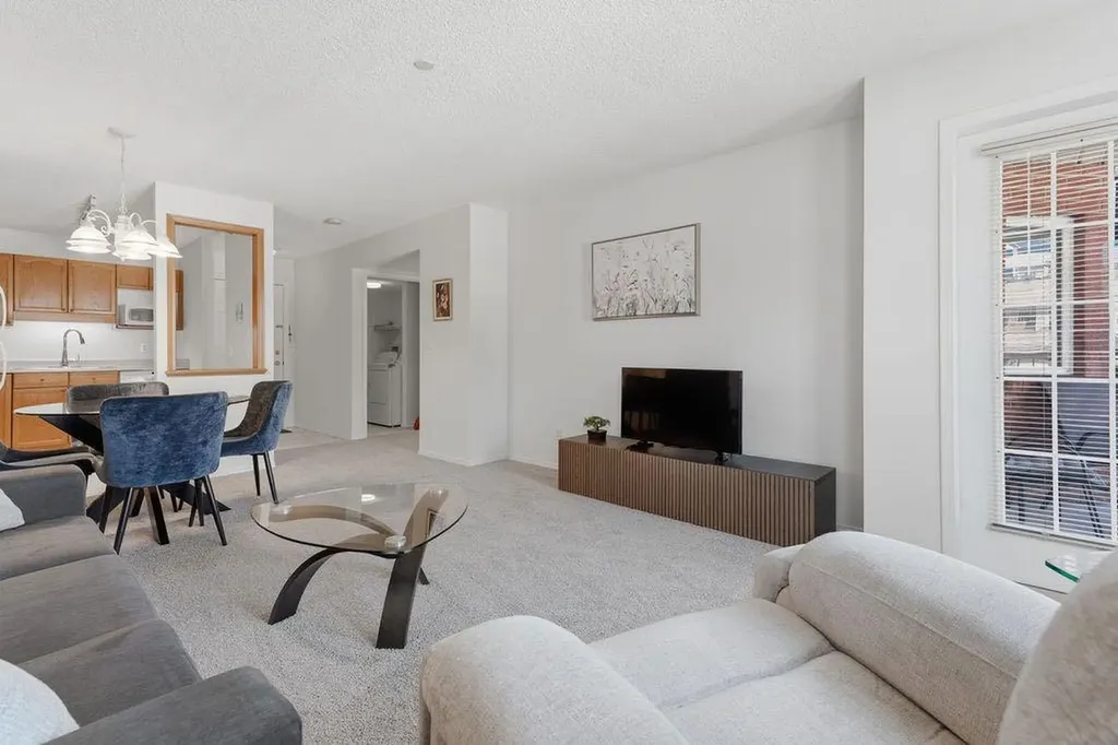 1210 Sienna Park Green SW Calgary AB T3H 3N7