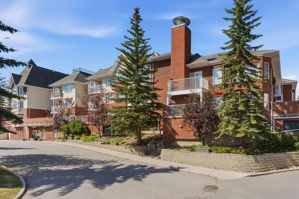 1210 Sienna Park Green SW Calgary AB T3H 3N7