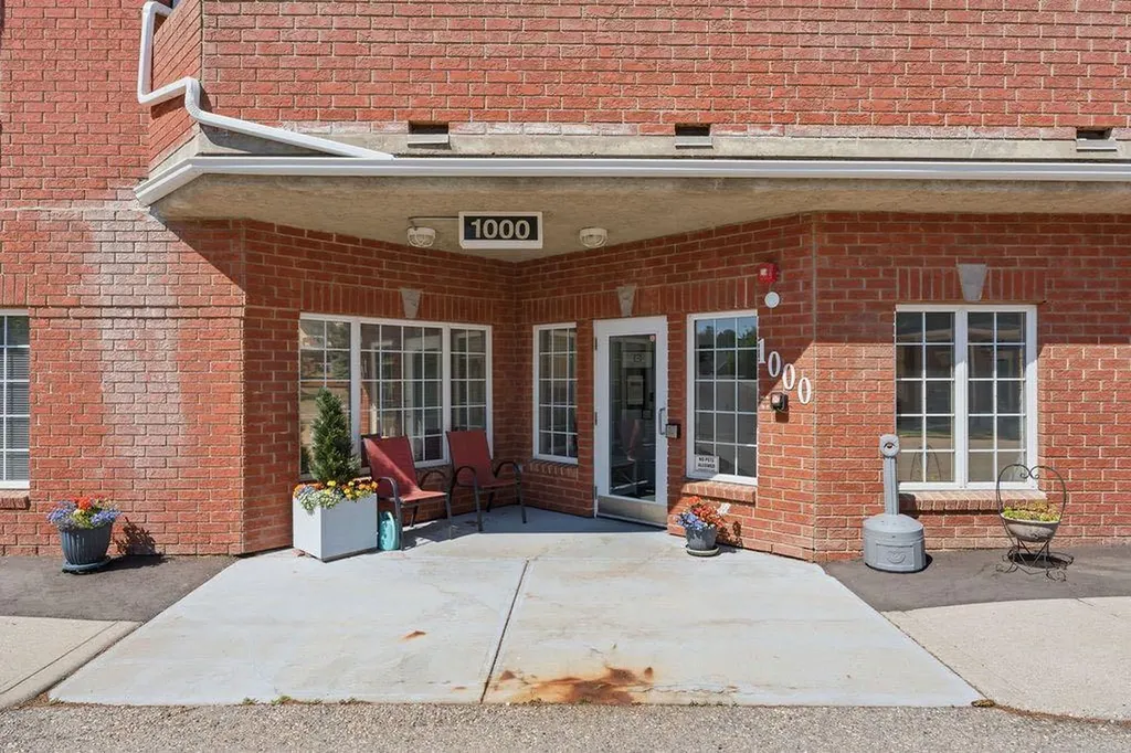 1210 Sienna Park Green SW Calgary AB T3H 3N7