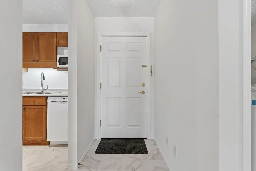 1210 Sienna Park Green SW Calgary AB T3H 3N7