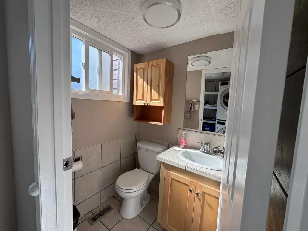 10029 80 Avenue Grande Prairie AB T8V4G2