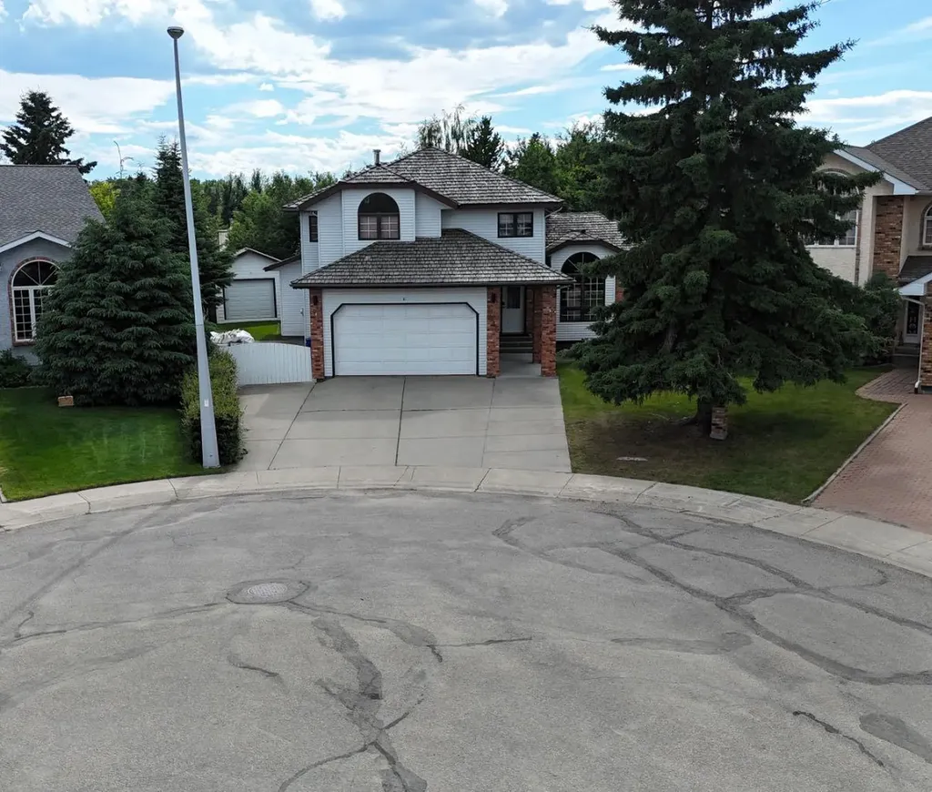 5245 16 Avenue Edson AB T7E 1H1