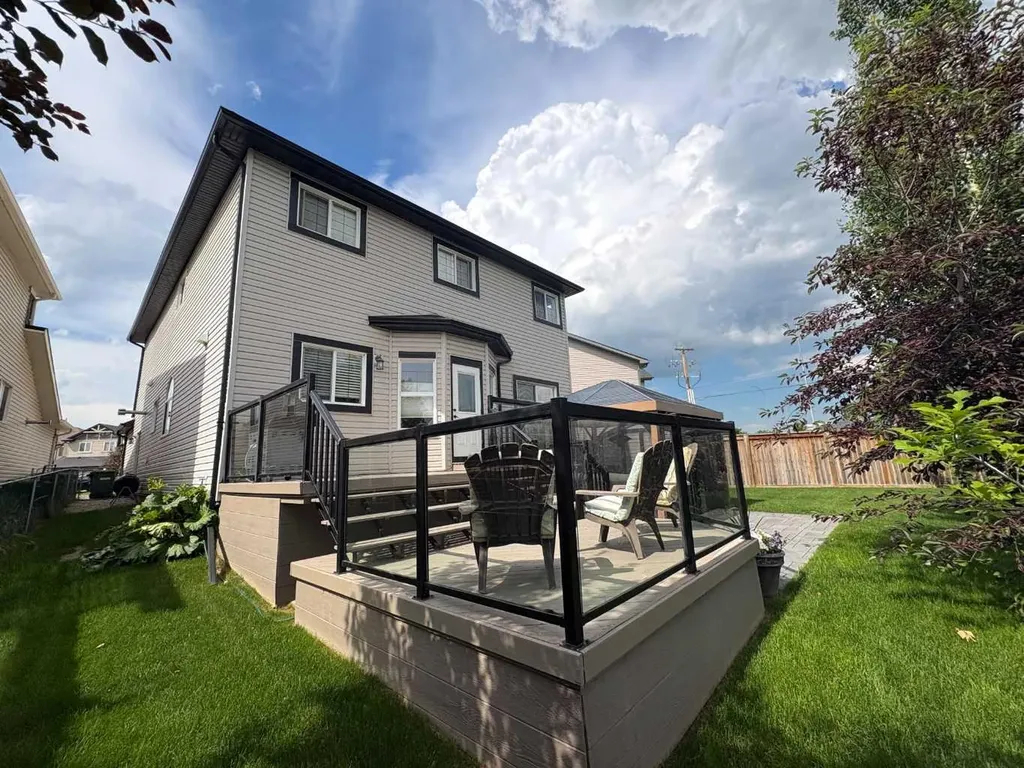 133 Channelside Cove SW Airdrie AB T4B2J1