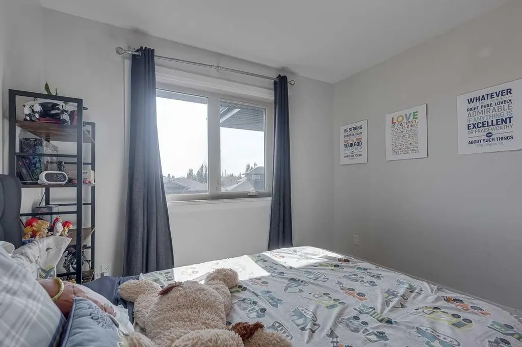 6 Sheep Close Lacombe AB T4L 0J1