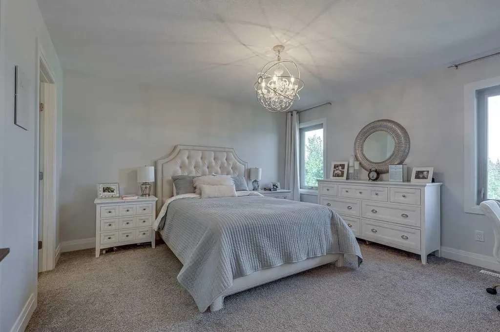 6 Sheep Close Lacombe AB T4L 0J1