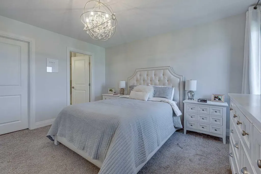 6 Sheep Close Lacombe AB T4L 0J1