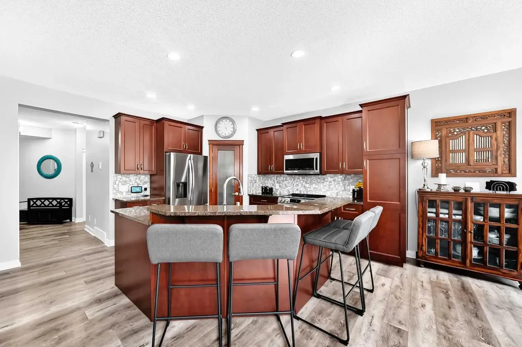 144 Pantego Close NW Calgary AB T3K 0K2