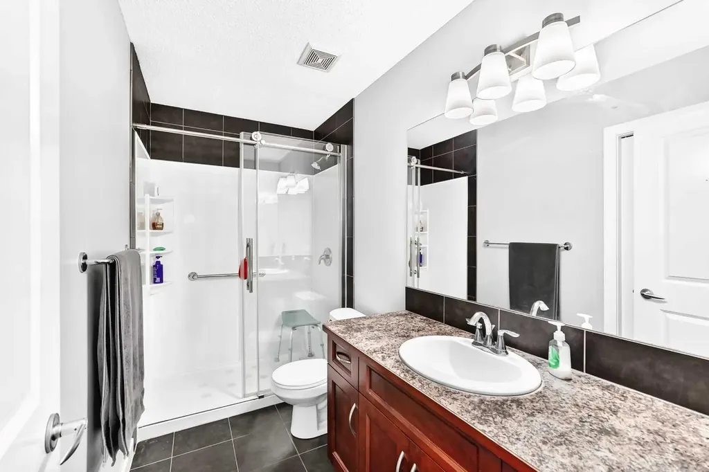 144 Pantego Close NW Calgary AB T3K 0K2