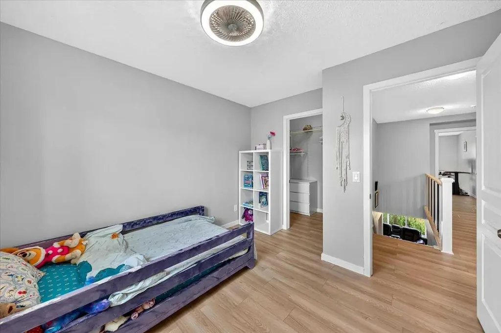 174 Mahogany Heights SE Calgary AB T3M 0X6