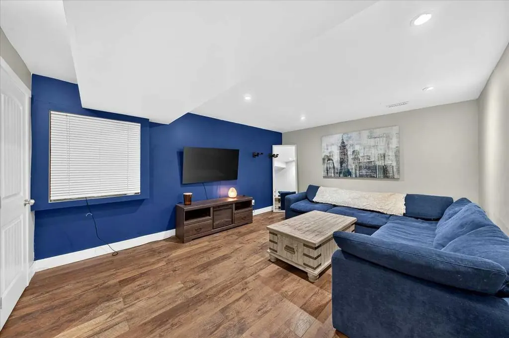 174 Mahogany Heights SE Calgary AB T3M 0X6