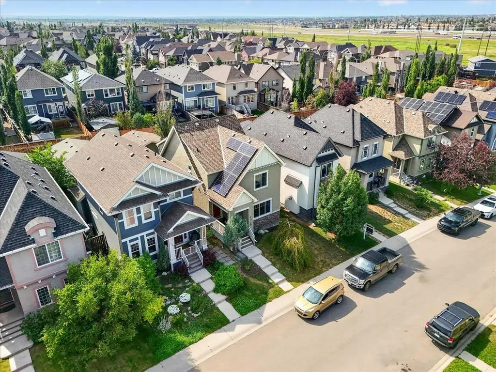 174 Mahogany Heights SE Calgary AB T3M 0X6
