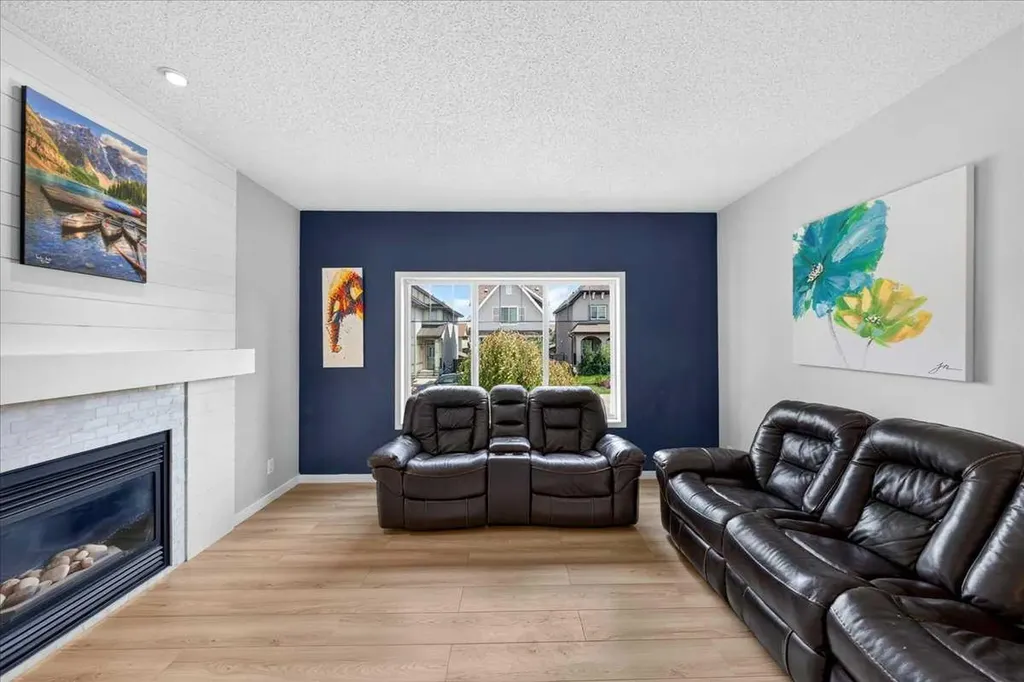 174 Mahogany Heights SE Calgary AB T3M 0X6