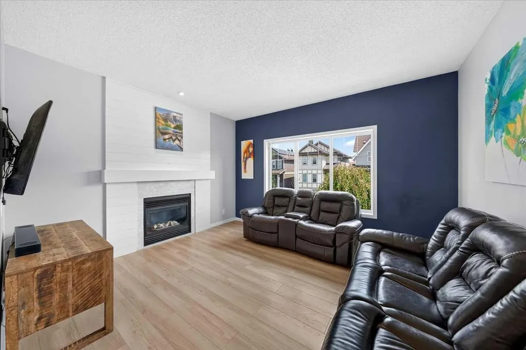 174 Mahogany Heights SE Calgary AB T3M 0X6