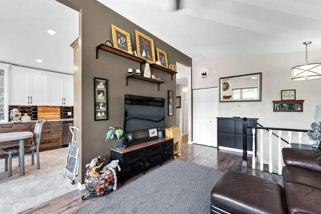 1640 9 Avenue NE Medicine Hat AB T1A6G2