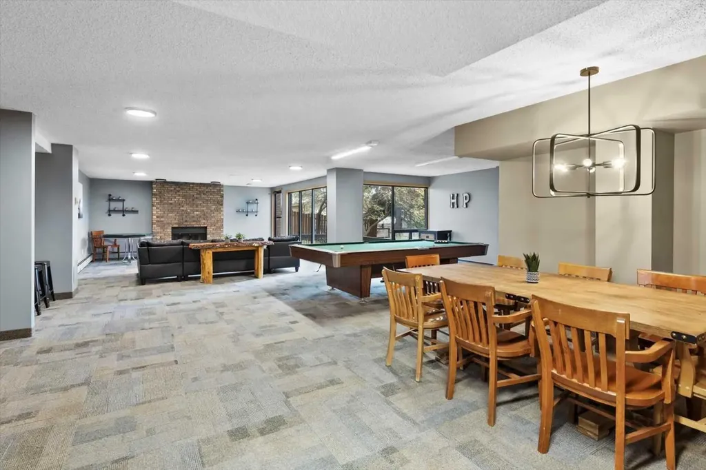 320 Meredith Road NE Calgary AB T2E 5A6