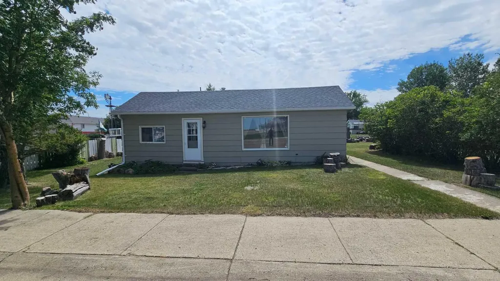 104 1 A Avenue Coutts AB T0K0N0