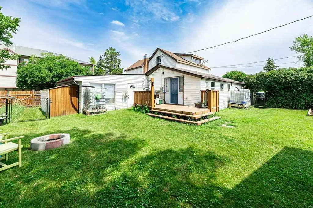 5003 48 Street Innisfail AB T4G1M2