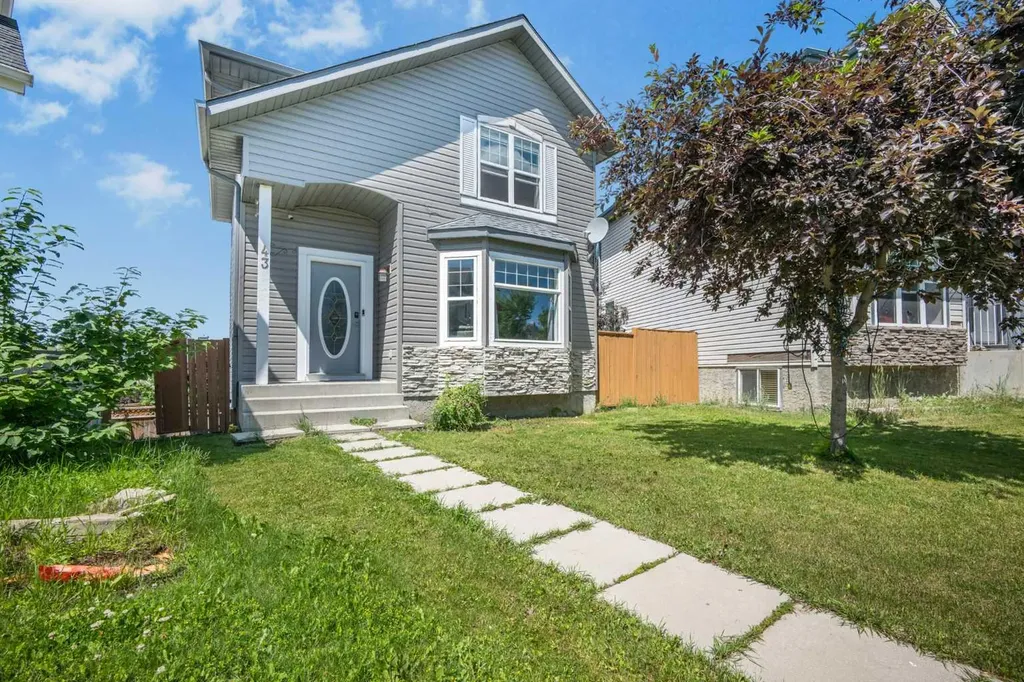 43 Covington Close NE Calgary AB T3K 4M2