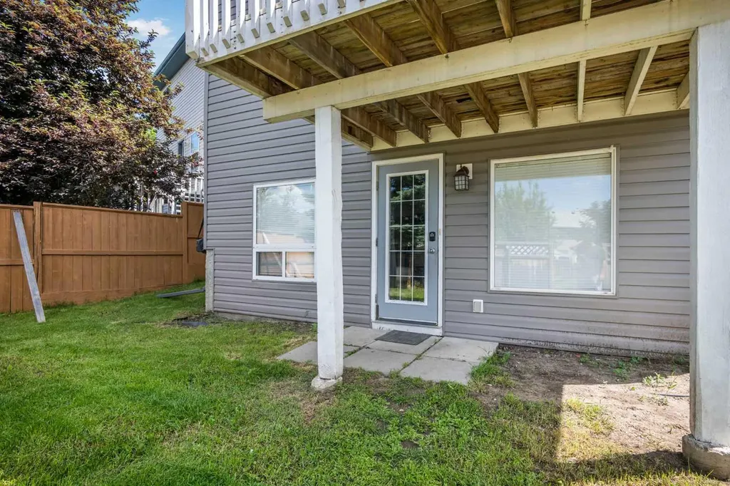 43 Covington Close NE Calgary AB T3K 4M2