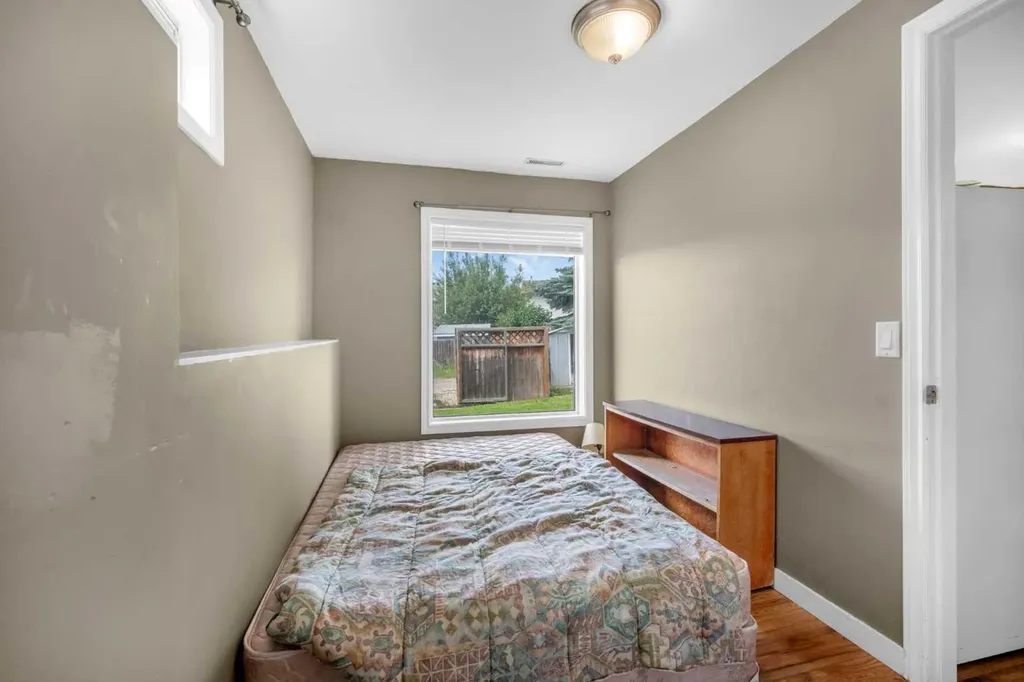 43 Covington Close NE Calgary AB T3K 4M2