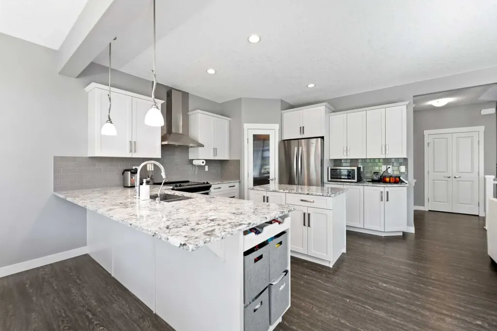 68 Nolanlake Point NW Calgary AB T3R0W2