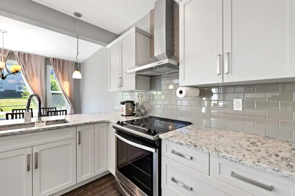 68 Nolanlake Point NW Calgary AB T3R0W2