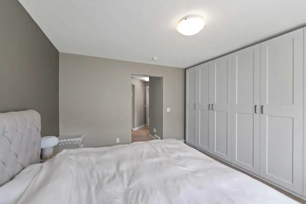 68 Nolanlake Point NW Calgary AB T3R0W2
