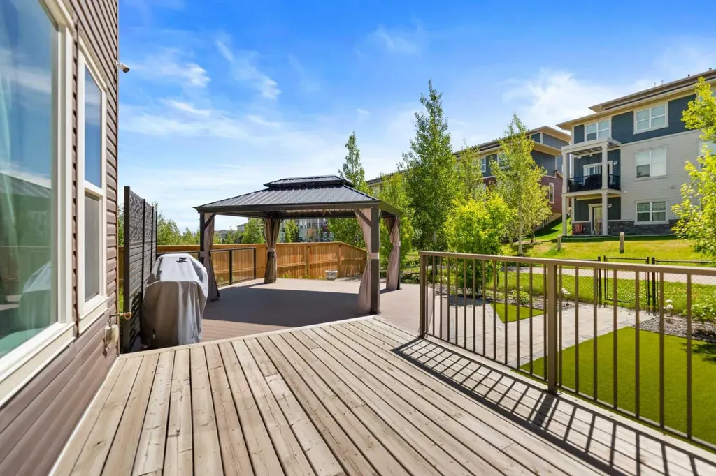 68 Nolanlake Point NW Calgary AB T3R0W2