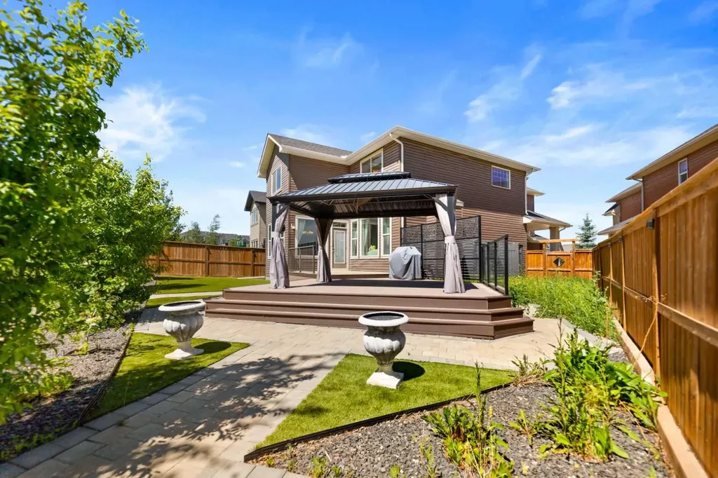 68 Nolanlake Point NW Calgary AB T3R0W2