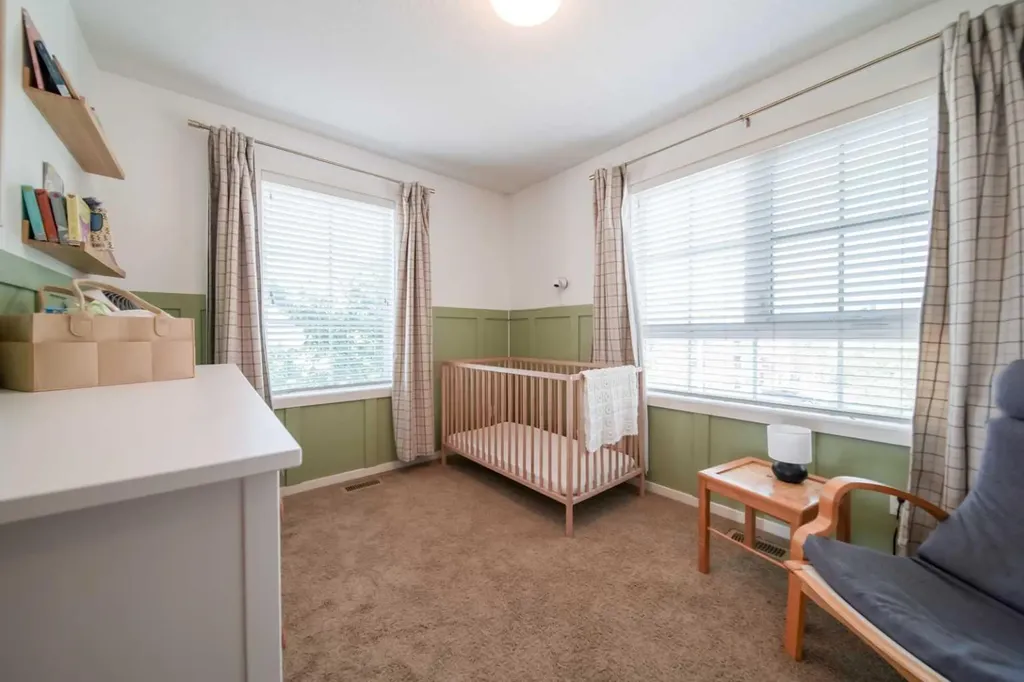 211 Copperpond Common SE Calgary AB T2Z 1G5