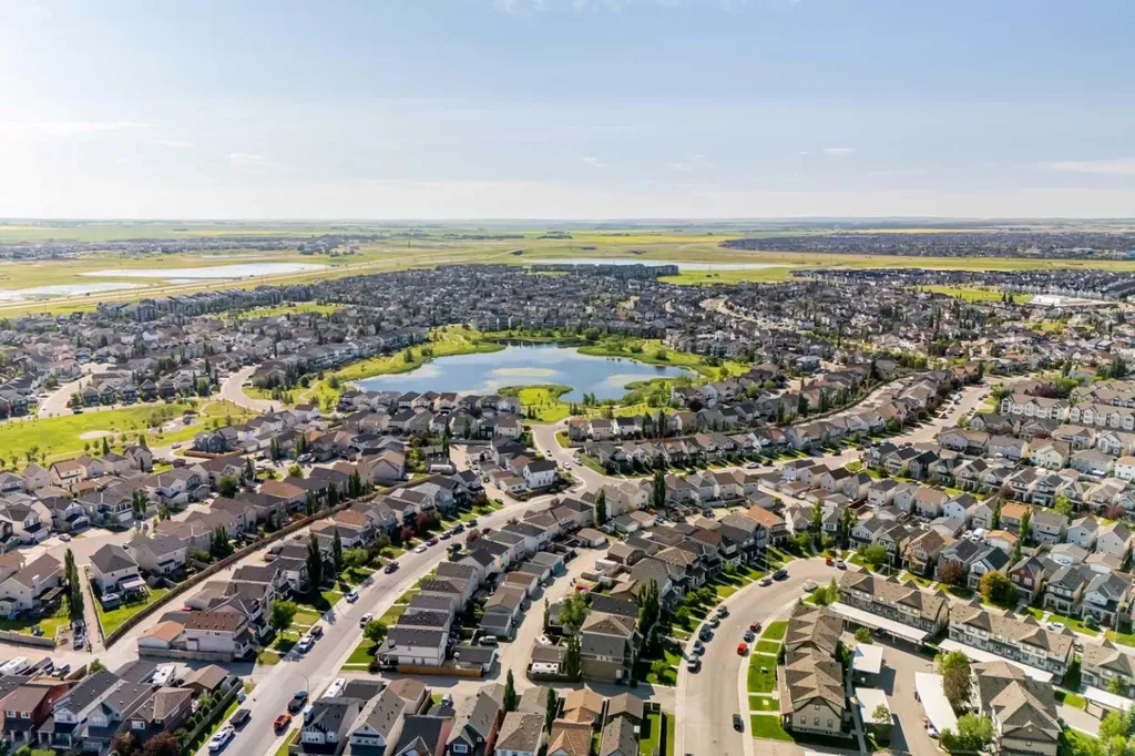 211 Copperpond Common SE Calgary AB T2Z 1G5