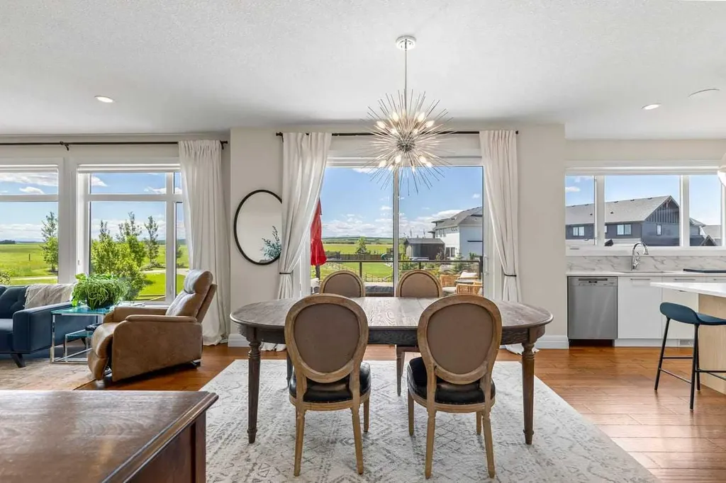 90 Juneberry Heights Rural Rocky View County AB T3Z0E6