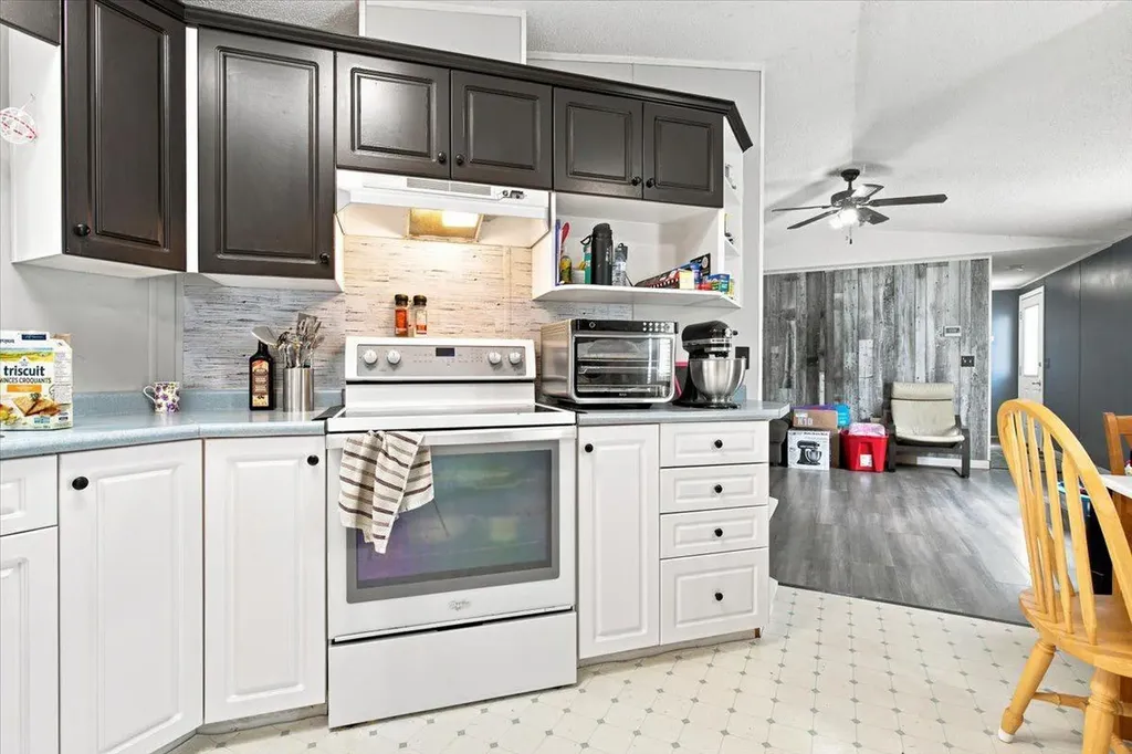 10807 97 Street Clairmont AB T0H0W0