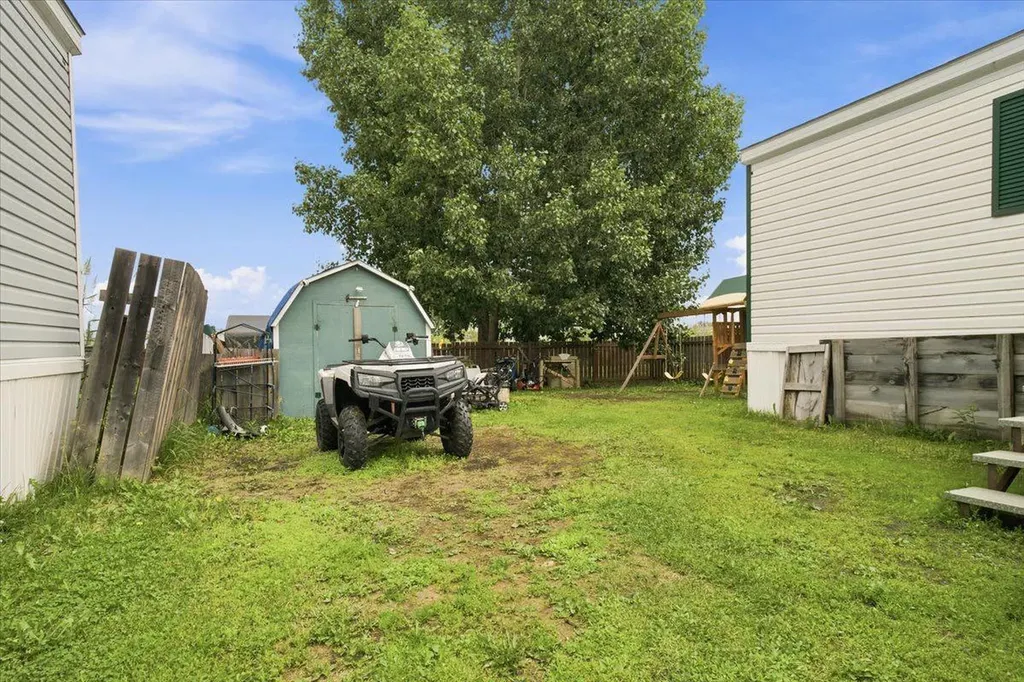 10807 97 Street Clairmont AB T0H0W0