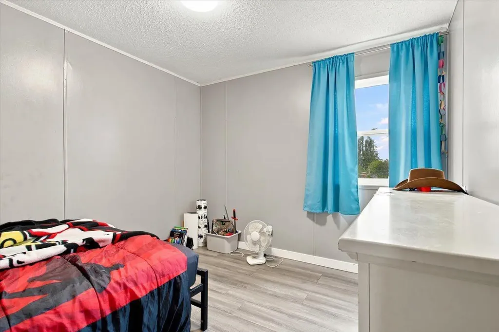 10807 97 Street Clairmont AB T0H0W0
