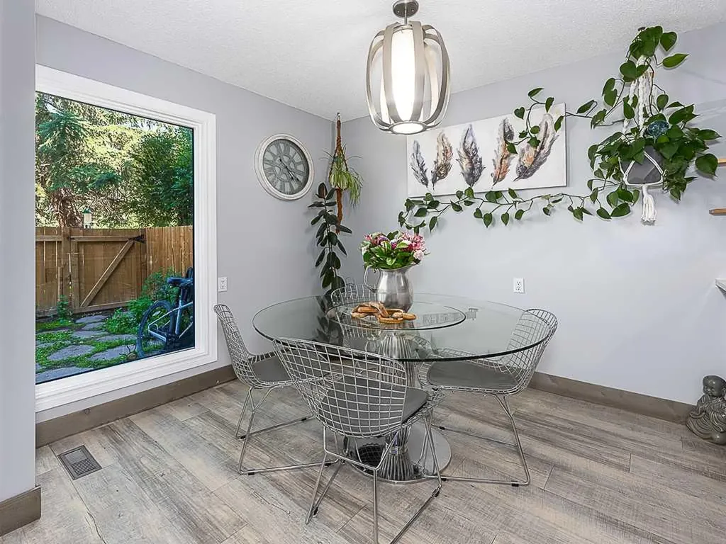 93 Grier Place NE Calgary AB T2K 5Y5