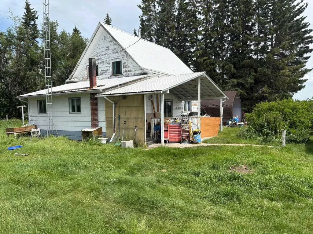 32446 Range Road 62 Rural Mountain View County AB T0M 1X0