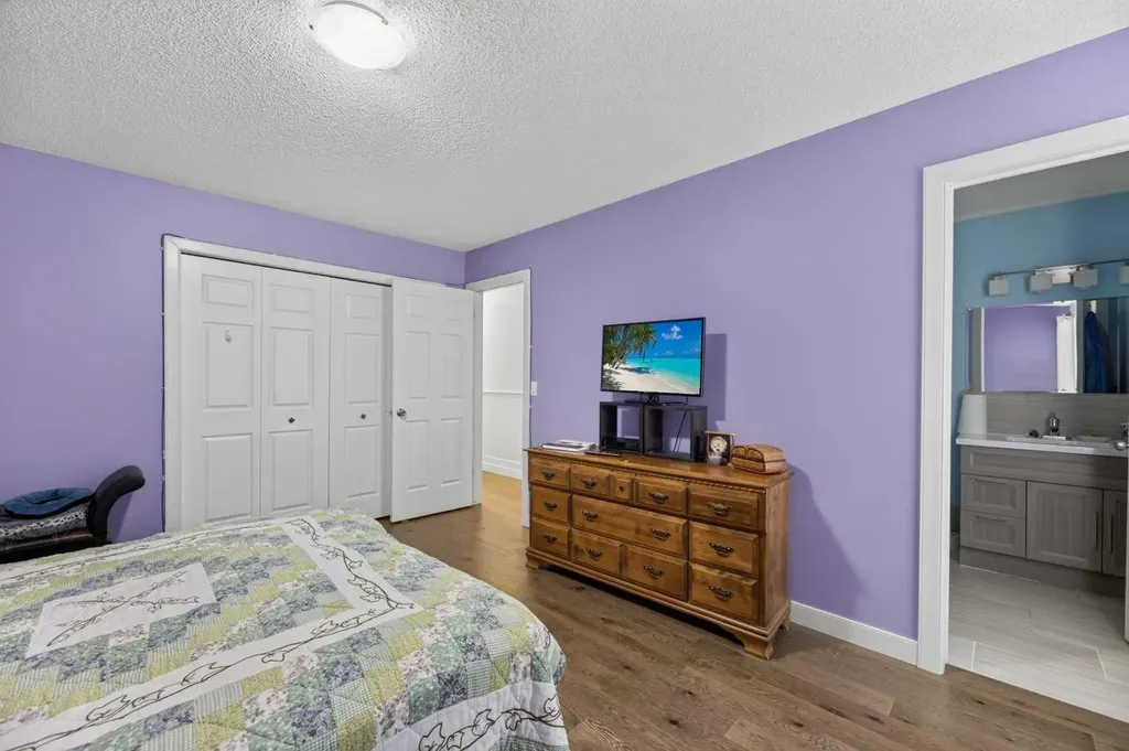1514 Mary Place Didsbury AB T0M0W0