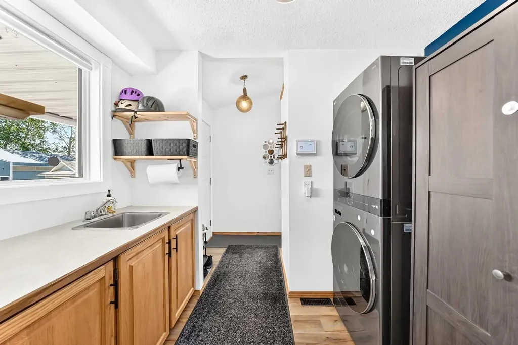 112173 2253 Drive E Rural Foothills County AB T1S 4V5