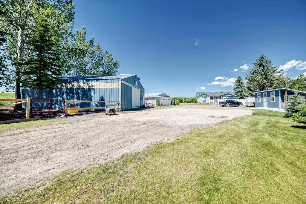 112173 2253 Drive E Rural Foothills County AB T1S 4V5