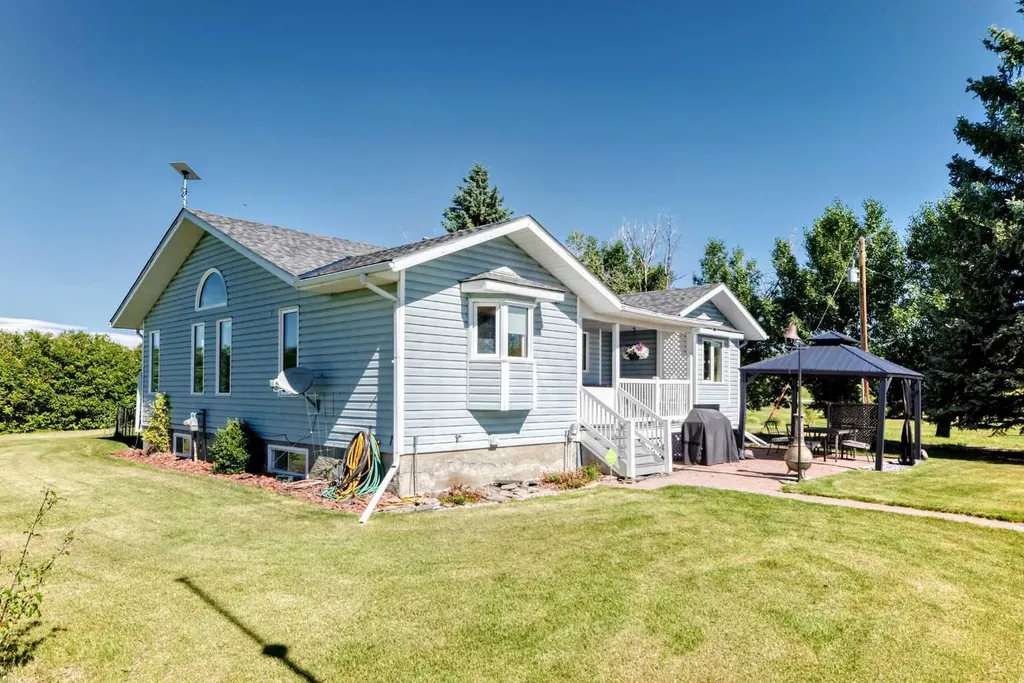 112173 2253 Drive E Rural Foothills County AB T1S 4V5