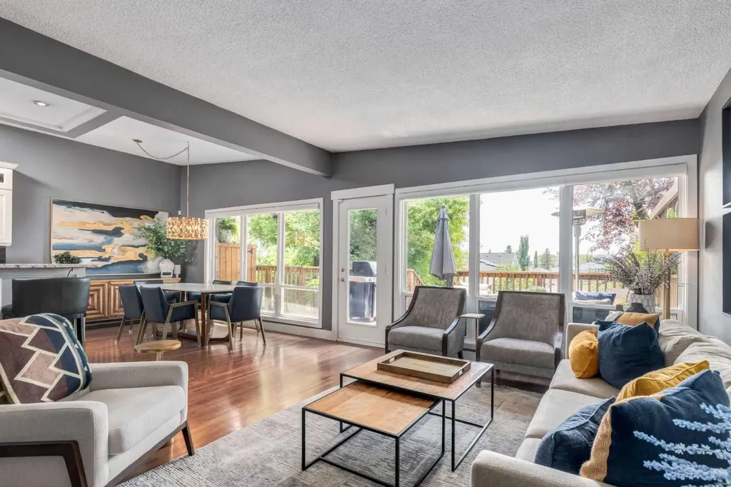 2031 30 Avenue SW Calgary AB T2T 1R3