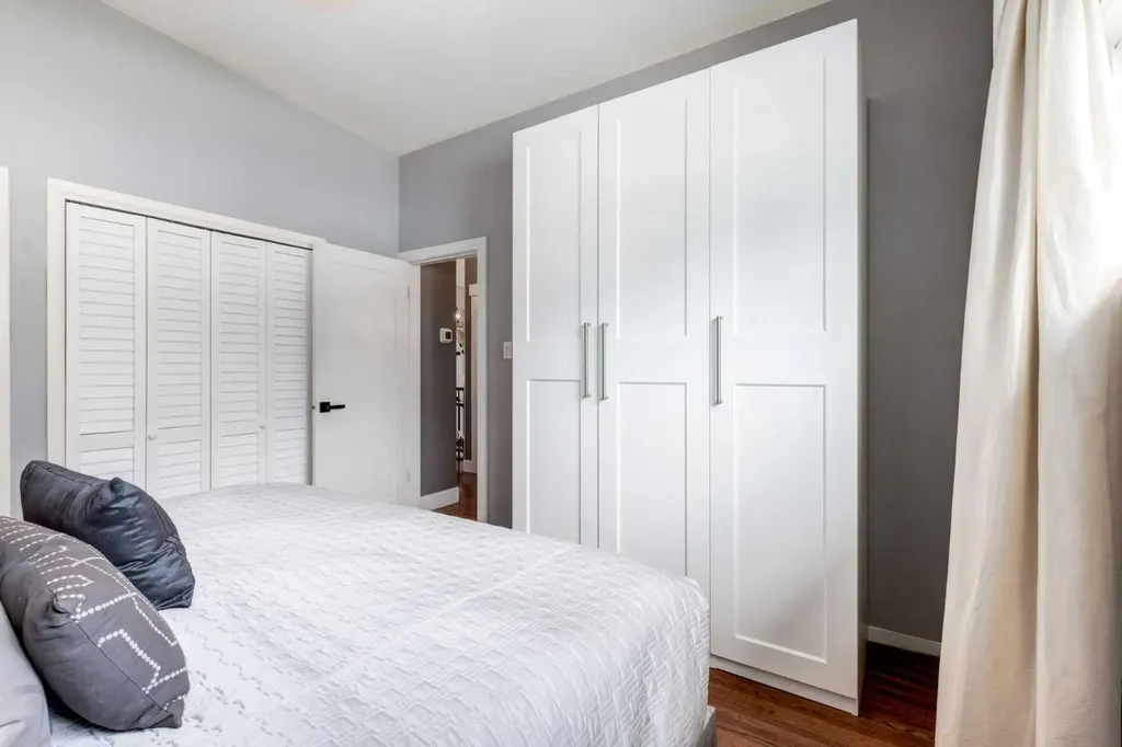 2031 30 Avenue SW Calgary AB T2T 1R3