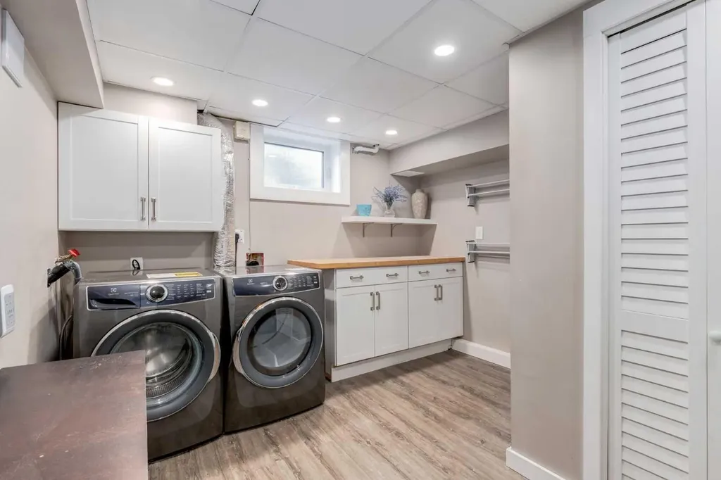 2031 30 Avenue SW Calgary AB T2T 1R3