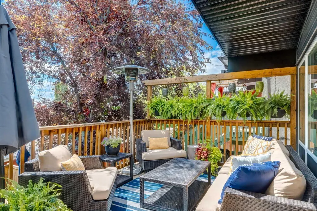 2031 30 Avenue SW Calgary AB T2T 1R3