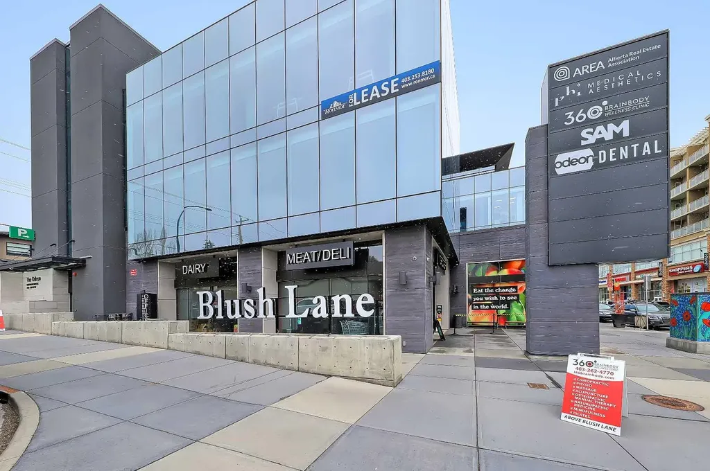 2031 30 Avenue SW Calgary AB T2T 1R3